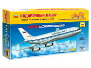 Сборная модель Пассажирский авиалайнер Ил-86 7001П